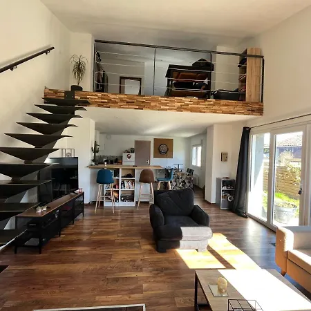Appartamento Superbe Loft, Degustations Vignoble Familial Villars-en-Pons Esterno foto